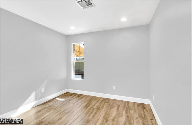 Photo - 1850 E Maryland Ave