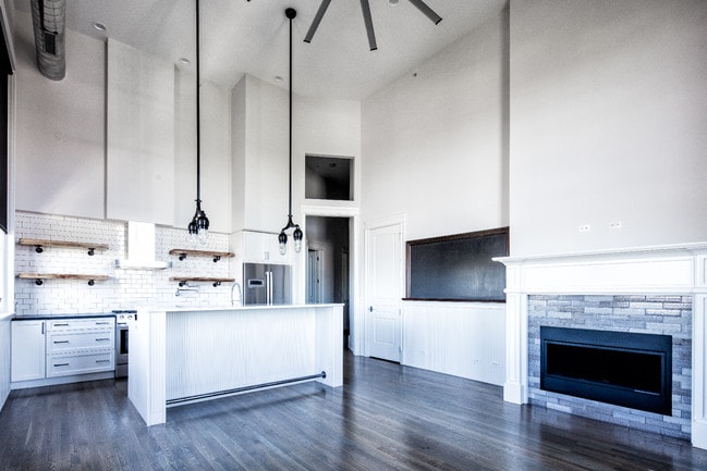 Photo - Mulligan School Apartments