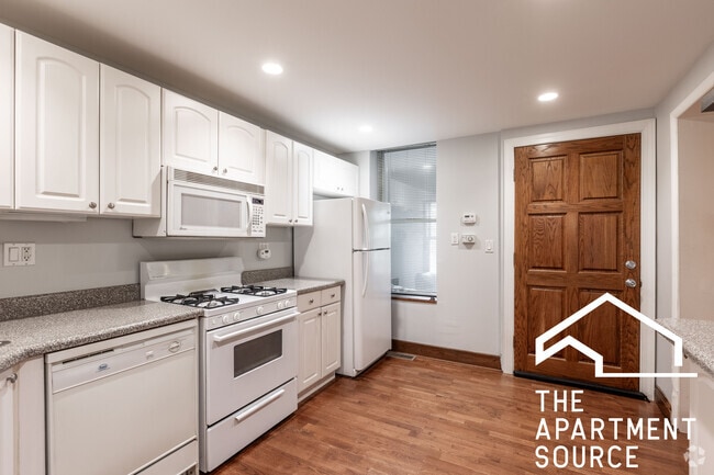 Building Photo - 1819 W Cortland St Unit 1F Rental