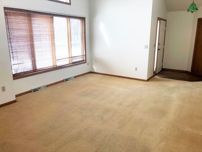 Photo - 3 Bedroom, 3 Bath Home With 2-Car Attached Garage In Rothschild