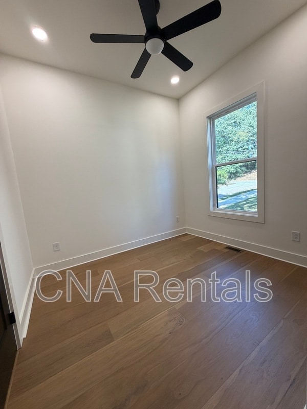 Photo - 294 Roy St SW
