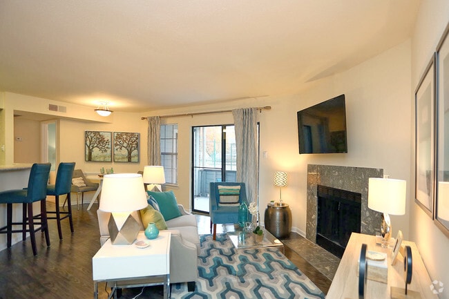 1BR,1BA, - 730SF Mariner