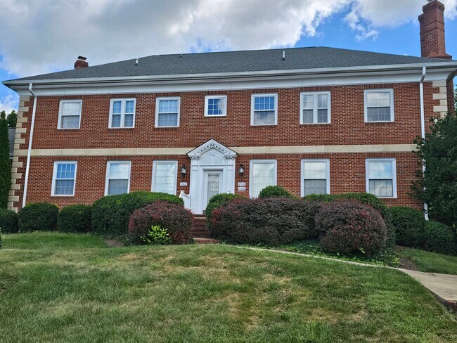 Photo - 1310 Ramseur Ln Unidad 1310