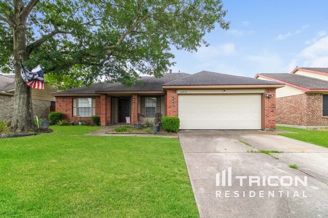 Photo - 10910 Linwood Ct House