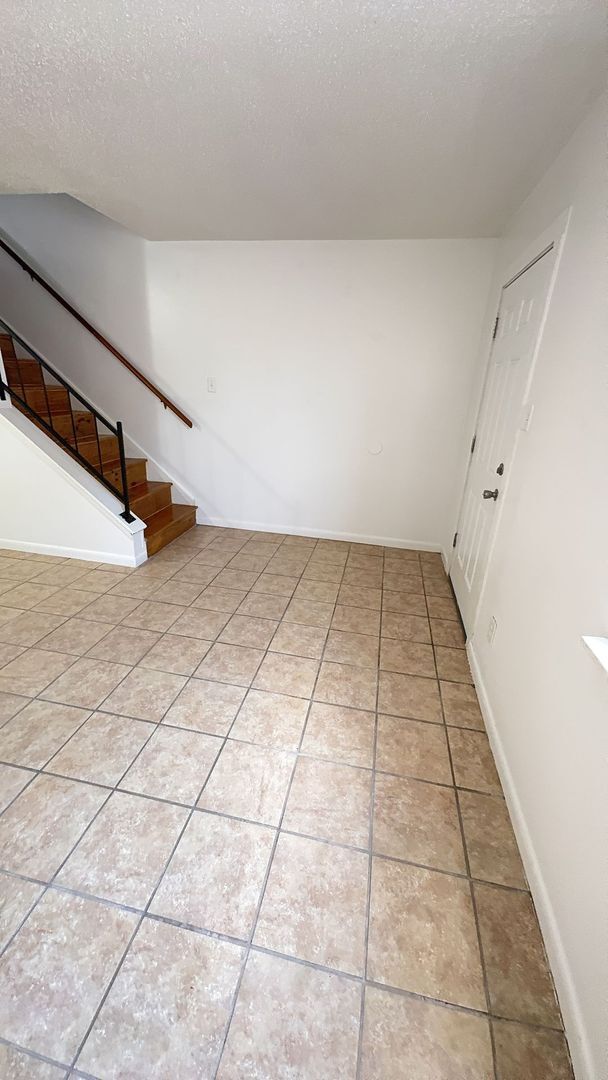 Photo - 1021 Talbot Ave Unit C