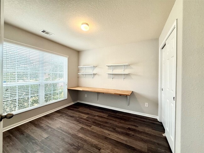 Photo - 10646 Chestnut Path Way