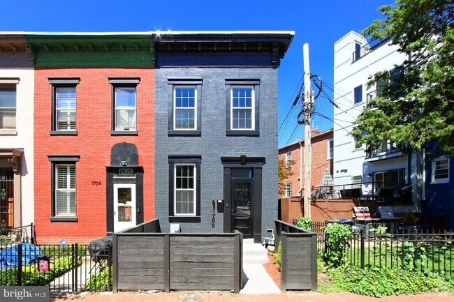 Building Photo - 1706 5th St NW Rental
