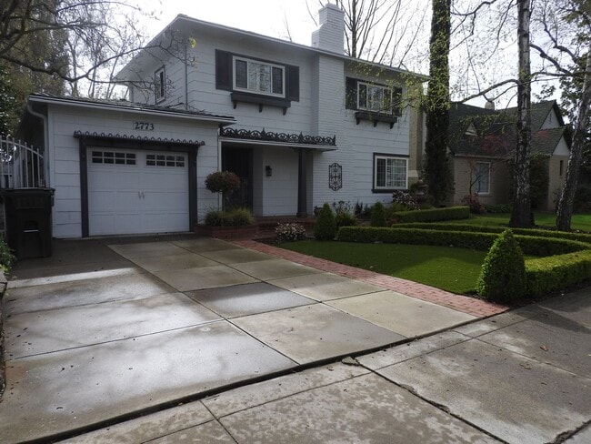 Building Photo - Land Park Beauty Rental