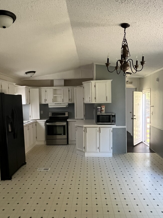 Photo - 605 Jess Hord Rd