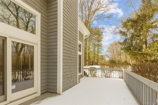 Photo - 1 Tiffany Cir