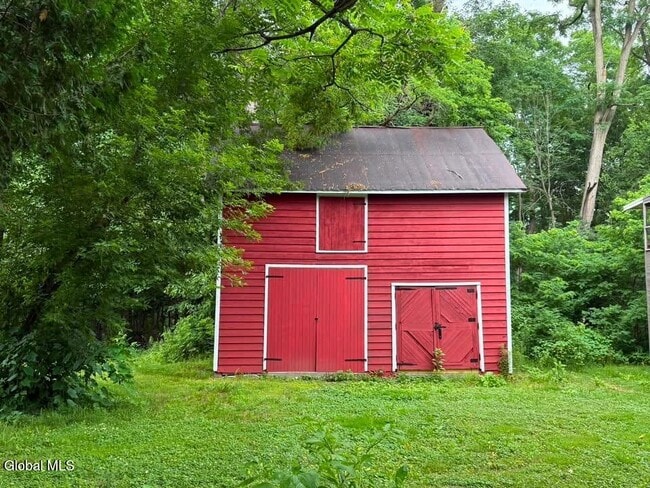 Photo - 2145 New Scotland Rd