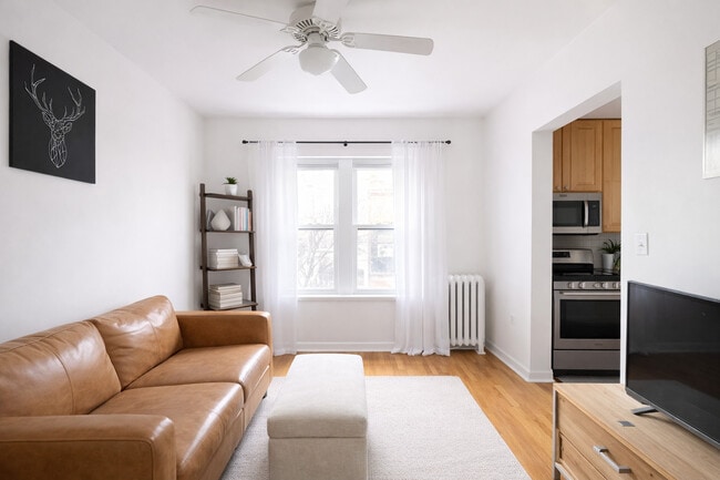 Photo - 685 W Wrightwood Ave Unit 3N