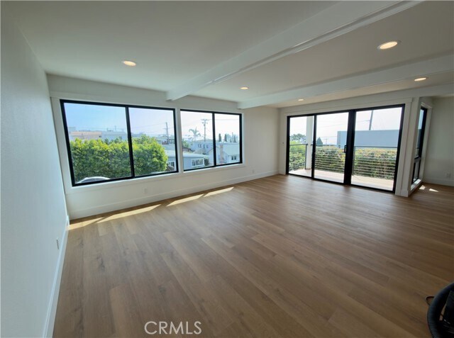 Photo - 232 Fairview St