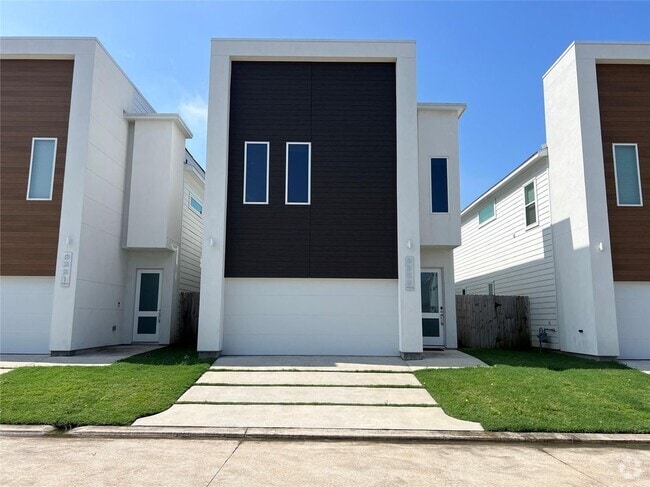 Building Photo - 2223 Padron Pl Rental