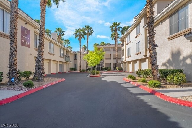 Building Photo - 7103 S Durango Dr Unit 207