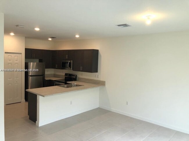 Photo - 4715 Brumby Terrace