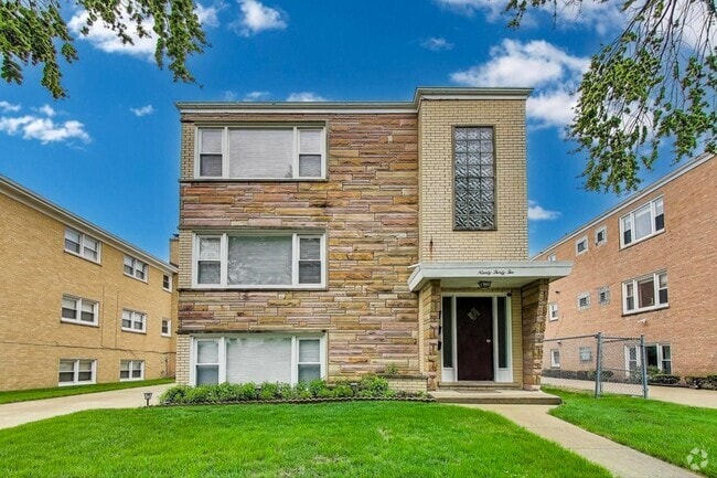 Building Photo - 9032 N Churchill Cir Unit 1 Rental