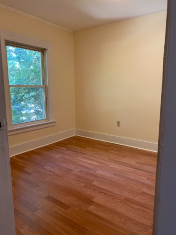 Photo - 134 School St