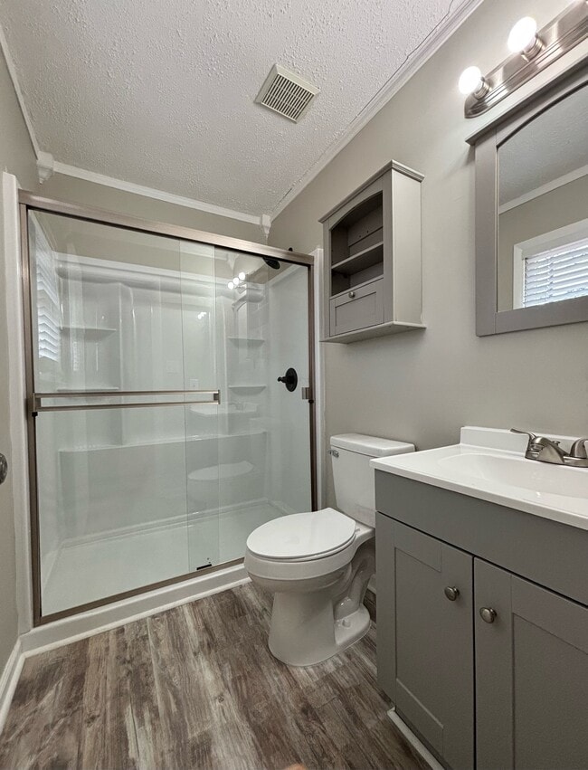 Photo - 6658 Vaughn Rd