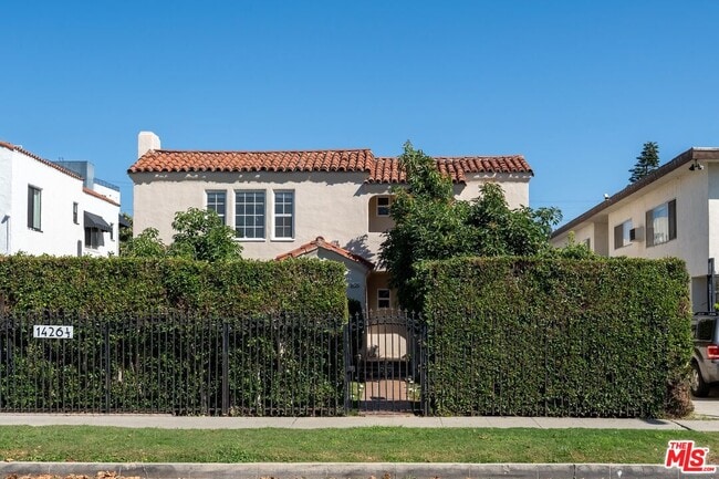 Photo - 1428 S Sherbourne Dr