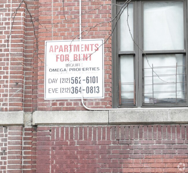 Photo - 2675 Valentine Ave