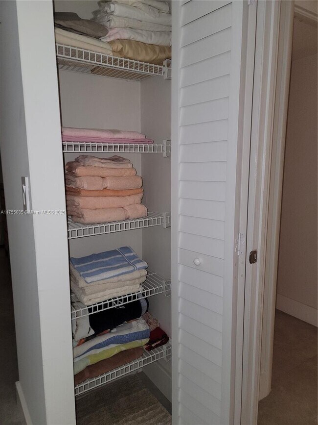 Photo - 150 Ocean Lane Dr Condo Unit 9D