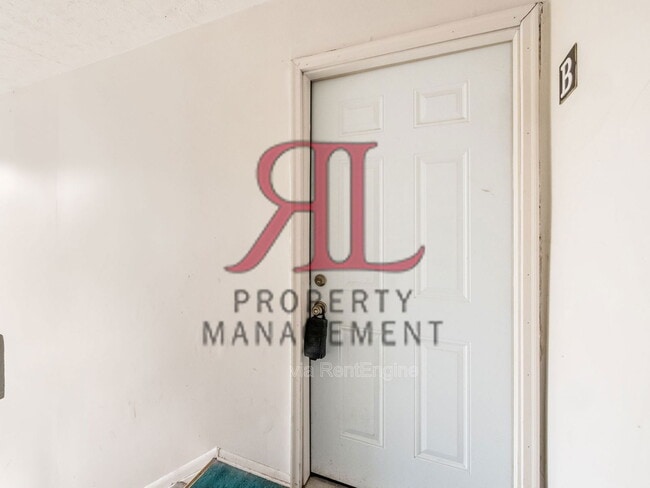 Photo - 155 N 17th St Unidad B