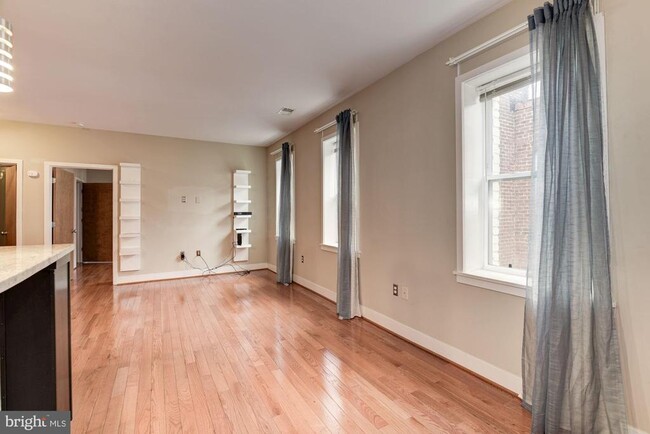 Photo - 921 Butternut St NW Apartment Unit 303