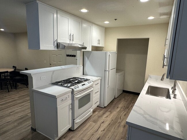 Photo - 3 bedroom 2 bath Windsong Condo ~ Includes... Unit 121