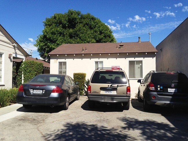3742 Motor Ave