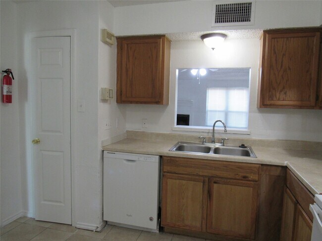 Photo - 2107 Shiveley Cir Unit True