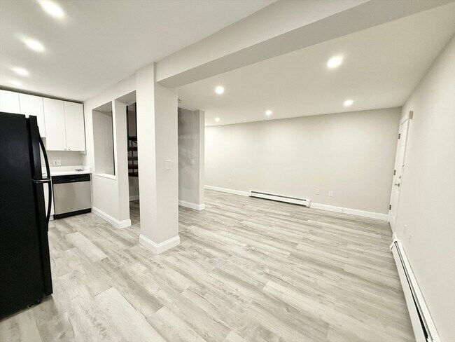 Photo - 15 Ruggles St Unit 3