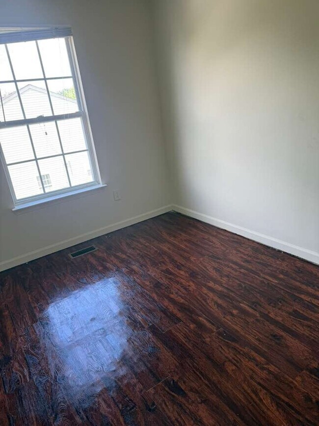 Photo - 3640 Derby Shire Cir