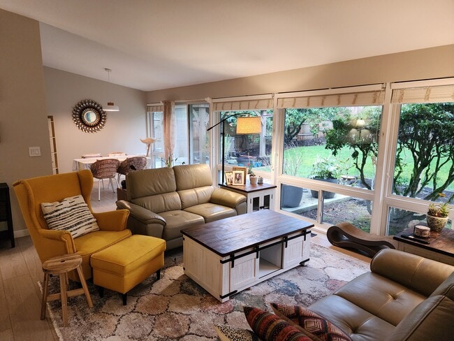 Photo - 16237 NE 30th St