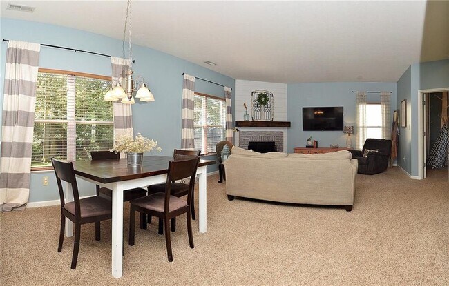 Photo - 10655 Trailwood Dr