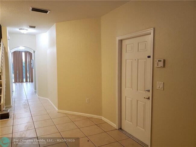 Photo - 2751 SW 120th Terrace