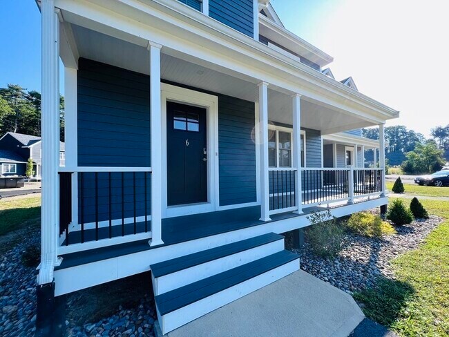 Photo - 6 Glacier Path