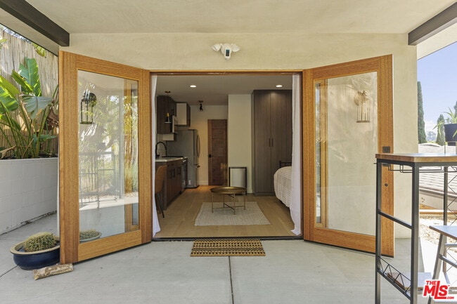 Photo - 3775 Aloha St