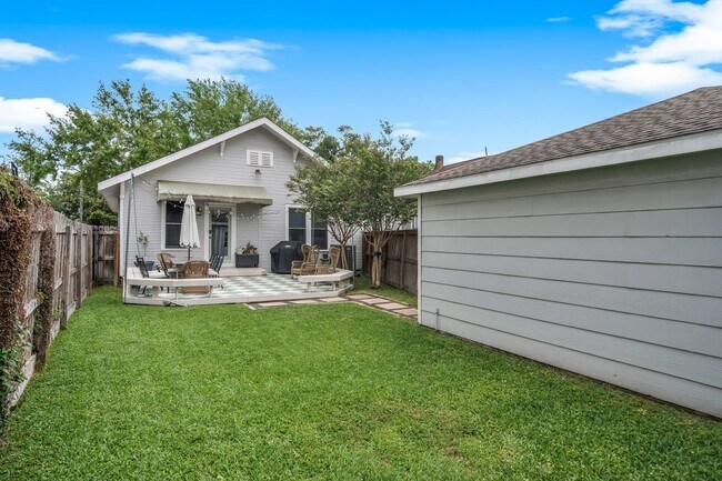 Photo - 508 Merrill St