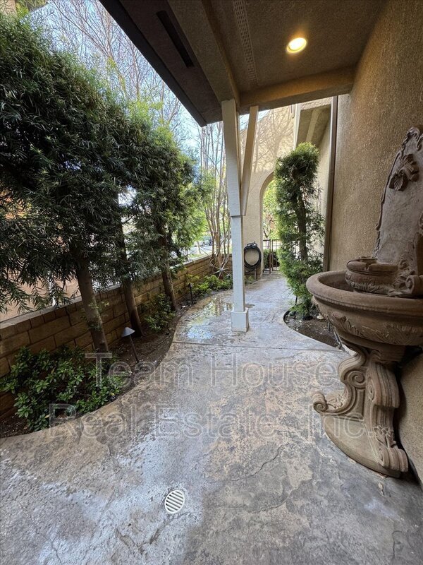 Photo - 26734 Via Bellazza