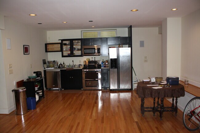 Kitchen - 3112 Legation St NW House
