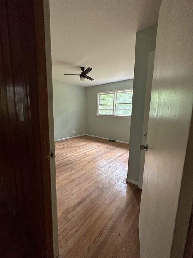 Photo - 1934 Dirk Dr