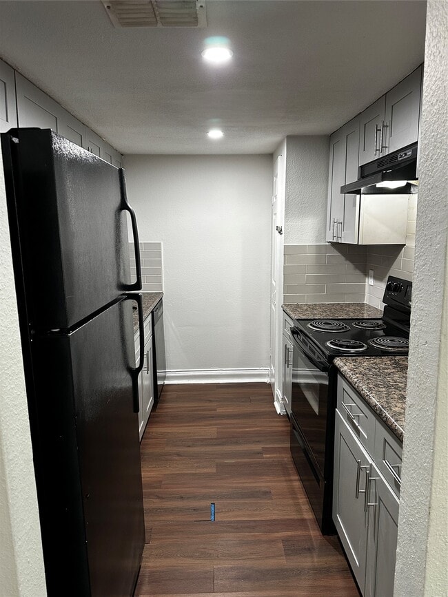 Photo - 9534 Pagewood Ln