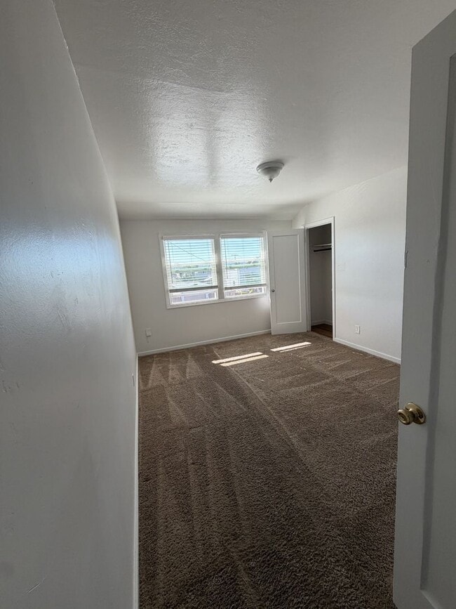 Photo - 902-908 24th Street Unit 904