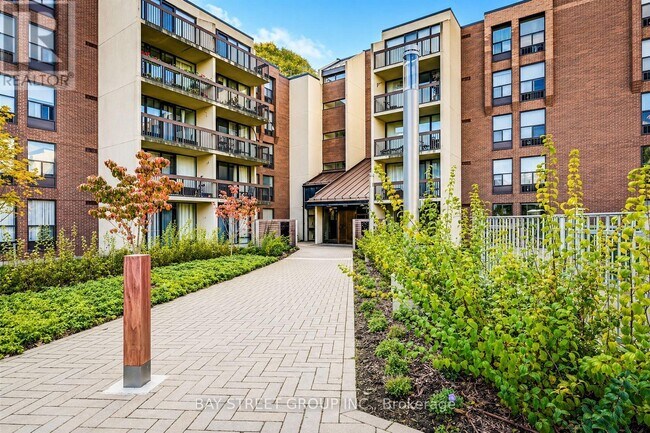 Photo - 20 Fashion Roseway Unit 502