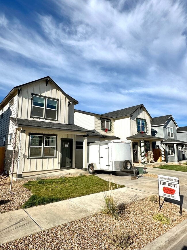 Photo - Bright & Modern in NW Redmond