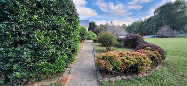 Photo - 338 Hicks Farm Rd