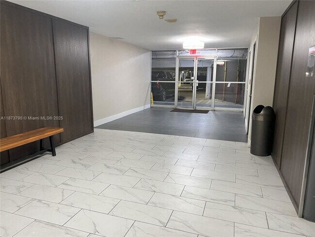 Photo - 18051 Biscayne Blvd Unit 1403