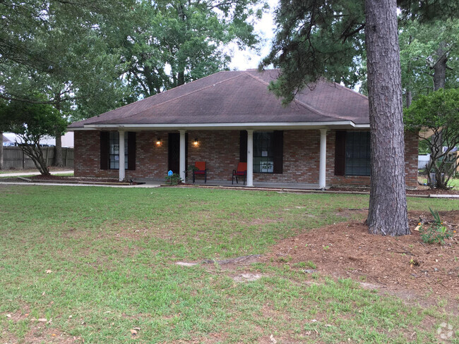 Building Photo - Jackson Place Subdivision Home