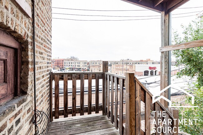 Photo - 723 W Barry Ave Unit A3